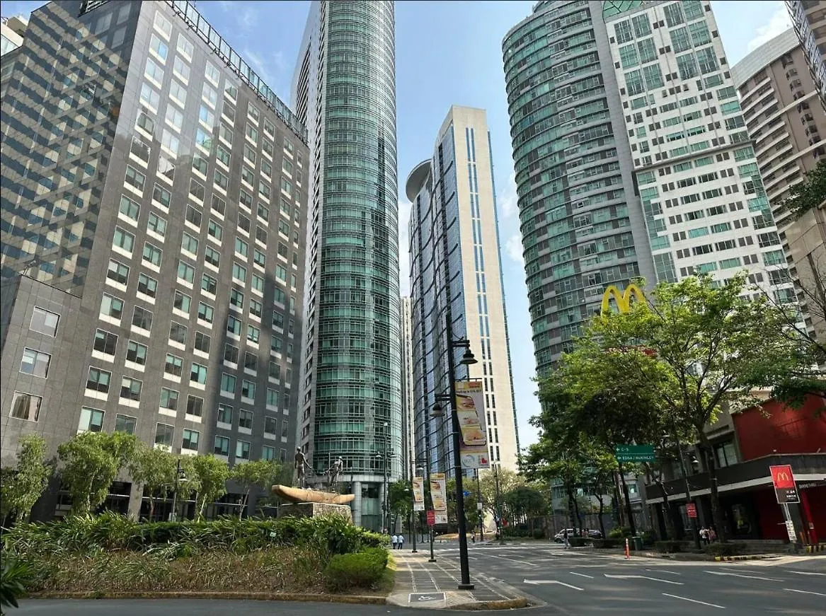 2Br In Central Bgc Manila