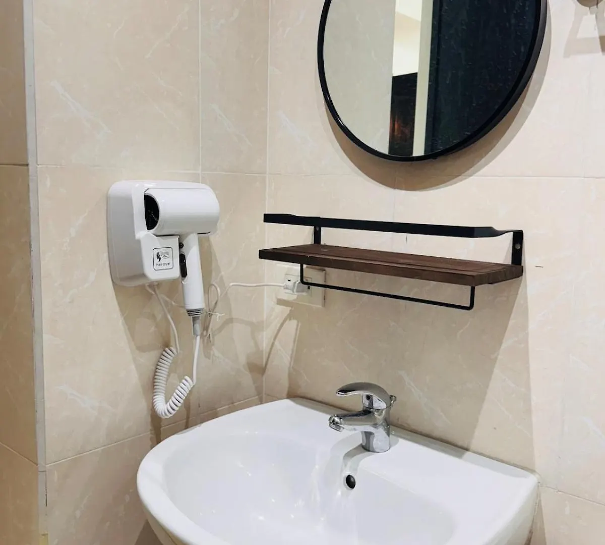 2Br In Central Bgc Manila Philippines
